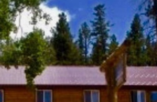 Duck Creek Village Condo | Fabulous Find/CozyCondo Nestled in the Pines/Fishn'/Hikin'/Central/Bryce/ZionGem