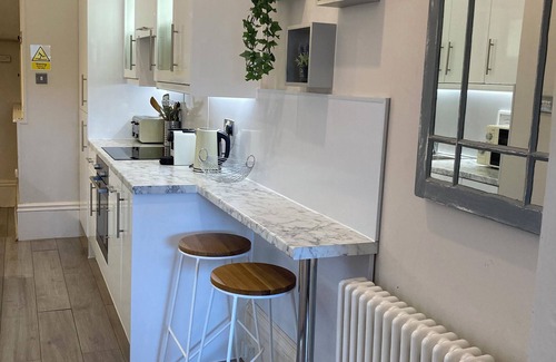 Portsmouth Apartment | Fabulous Flat, location, free wifi, parking, enjoy