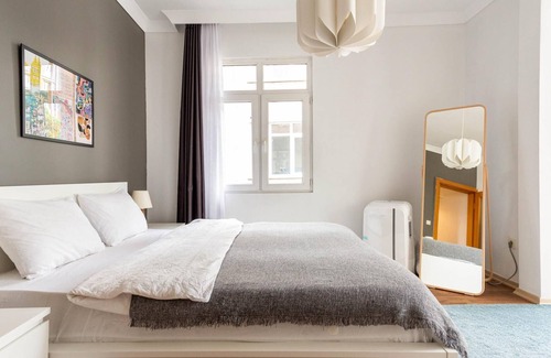 Goztepe Apartment | Fabulous Flat Near Bagdat Street in Kadikoy