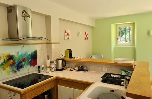 Saint-Amand-de-Belves Apartment | Fabulous 1 bedroom ground floor apartment with own entrance. 3km from Belves.