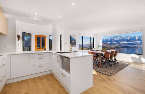 Fernhill Apartment | Fabulous Home with Great Views!