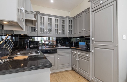 South Kensington House | Fabulous House near Harrods and the Science Museum