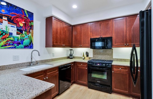 La Quinta Condo | Fabulous King 2BR/2BA/2Car Legacy Villa near Pool