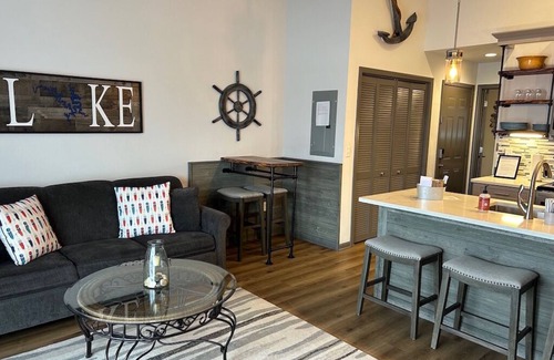 Village of Four Seasons Condo | Fabulous Lakefront Condo w/Great View & Location