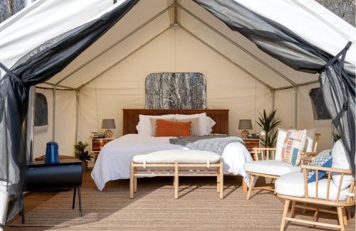 South Haven Other | Fabulous Michigan Glamping Getaway near South Haven