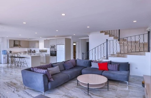 Kalkan Villa | Fabulous modern 4-bedroom villa in Ortaalan, Kalkan