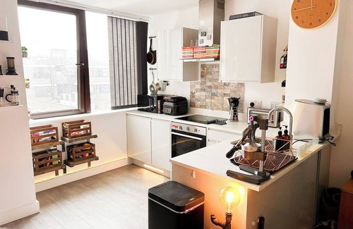 Harrow Apartment | Fabulous, modern North London apartment