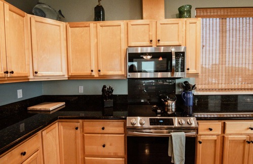 Yachats House | Fabulous Ocean Views! Miles of Sandy Beach! Dog Friendly! Shared Private Beach Access!