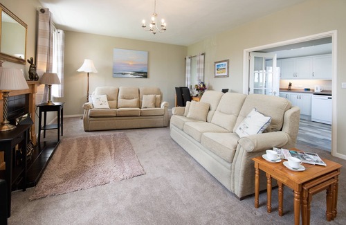 Belford Cottage | Fabulous outlook over fields towards Lindisfarne