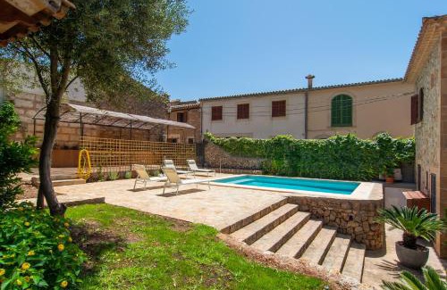 Selva House | Fabulous Rural House with views to the mountains with swimming pool