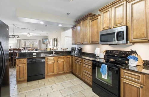 Indian Point Condo | Fabulous Spacious Condo! Lake Access and Boat Slip! Free Local Attraction Tickets!