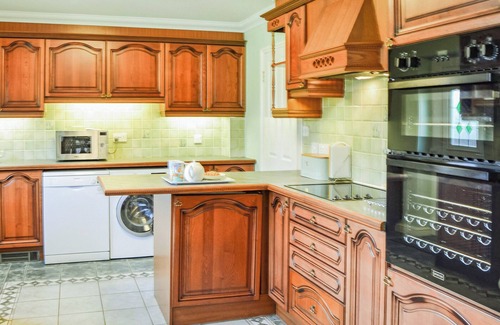 Ludham Cottage | Fabulous spacious family home with perfect Norfolk Broads location.