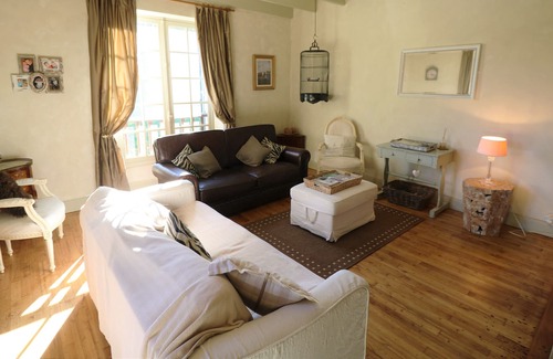 Campagnac-les-Quercy House | Fabulous typical perigordine house with large fenced heated pool and huge garden