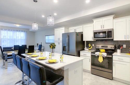 Kissimmee House | Fabulous Thematic 2BR Condo with Kids Splash Pad