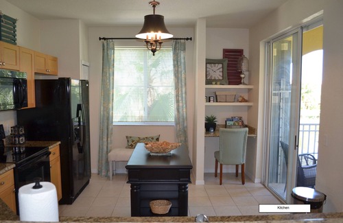 Palm Beach Gardens Condo | FABULOUS Turn-Key Condo in an Exclusive Gated Community - Palm Beach Gardens