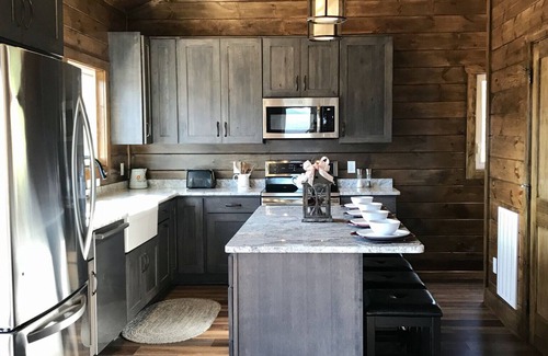 Chalet Village Cabin | FABULOUS Views & Memories at Highlander Retreat