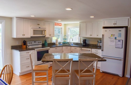 West Dennis House | Fabulous views of beautiful Swan River and the wetlands beyond!