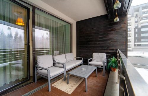 Poiana Brasov Apartment | Fabulous Views Silver Mountain 3 Rooms Apartment