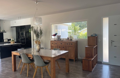 Sadirac Villa | Fabulous villa with pool near Bordeaux and St Emilion