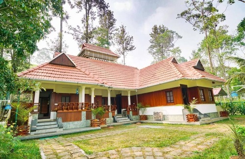 Devikolam House | Fabulous Vintage stay in Munnar