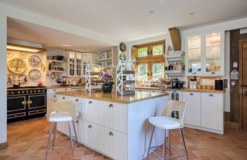 Honfleur House | FABULOUS XV CENTURY MANOIR AND GUEST HOUSE, ON THE BEACH !