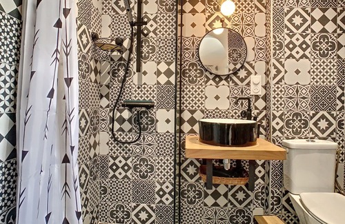Precey House | Face au Mont Saint Michel, Avec Bain Nordique 9 Places et Sauna