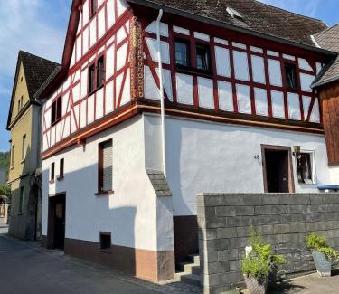 Karden Apartment | Fachwerk-Romantik 2 an der Mosel