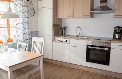 Heinebach Apartment | Fachwerktraum im Hof