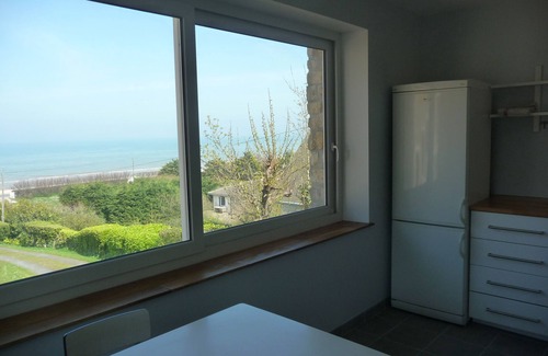 Vierville-sur-Mer House | Facing the beach private indoor heated swimming pool June July August September.