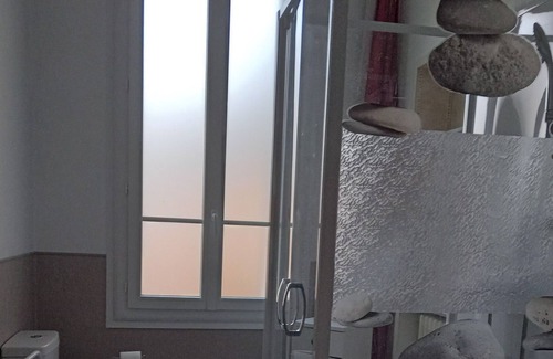 Nevers Apartment | Facing the Park on the Sanctuary side