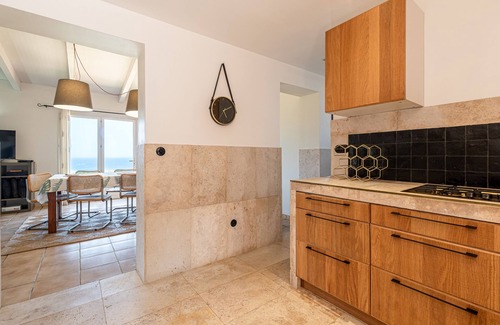 Pinarellu Villa | Facing the sea, air-conditioned villa for 10 people, with spa and secure heated pool