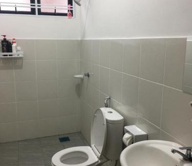 Kuching House | Fadi's Guesthouse at Bandar Baru Samariang