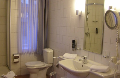 Niederkleveez Hotel | Faehrhaus Niederkleveez