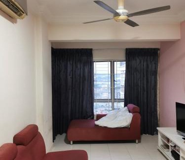 Bandar Tun Razak House | Faiaz Guests house