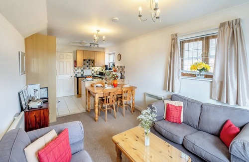 Newport East Cottage | Fair Isle Holiday Cottages - Hill Top.