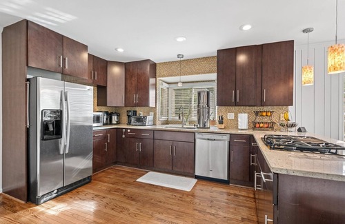 Fairfax House | Fairfax home temp