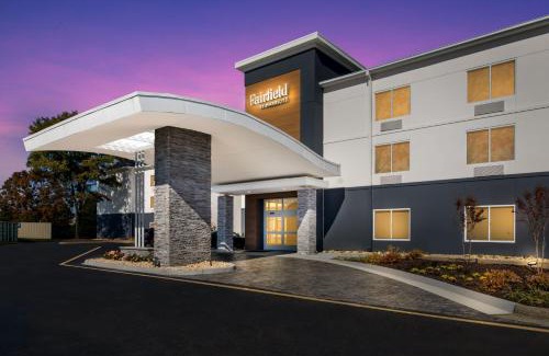 Greenbrier East Hotel | Fairfield by Marriott Chesapeake