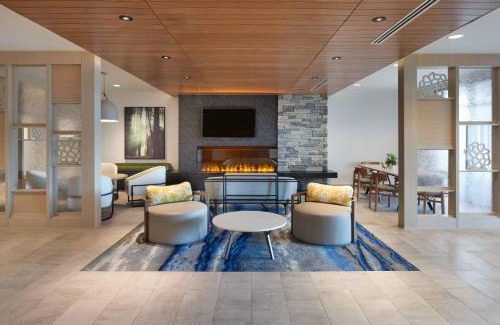 Orillia Hotel | Fairfield by Marriott Inn & Suites Orillia