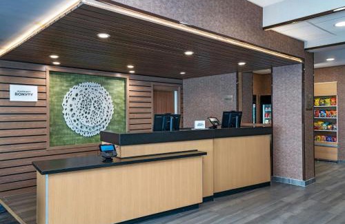 Ahwatukee Foothills Hotel | Fairfield by Marriott Inn & Suites Phoenix West Chandler