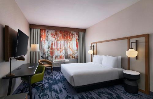Ahwatukee Foothills Hotel | Fairfield by Marriott Inn & Suites Phoenix West Chandler
