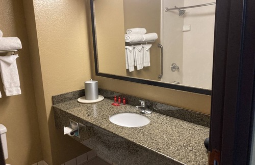 Ahwatukee Foothills Hotel | Fairfield by Marriott Inn & Suites Phoenix West Chandler