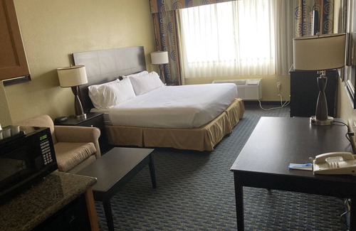 Ahwatukee Foothills Hotel | Fairfield by Marriott Inn & Suites Phoenix West Chandler
