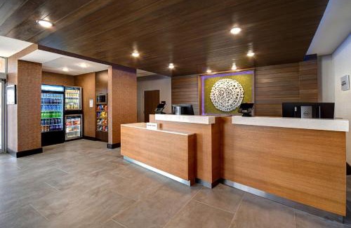 Wyoming Hotel | Fairfield by Marriott Inn & Suites Grand Rapids Wyoming