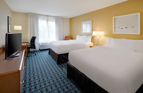 Wayne Hotel | Fairfield Inn and Suites by Marriott Indianapolis Airport