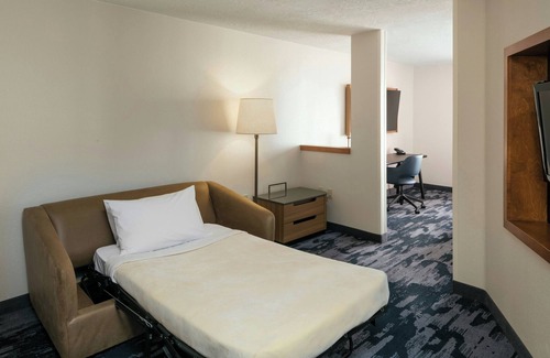 Midtown Anchorage Hotel | Fairfield Inn and Suites by Marriott Anchorage