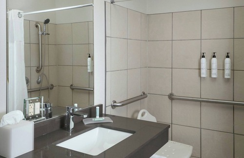 Midtown Anchorage Hotel | Fairfield Inn and Suites by Marriott Anchorage