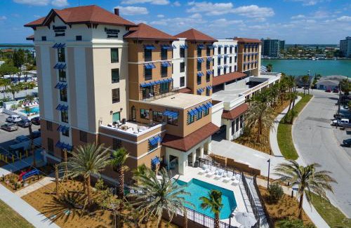 Bay Esplanade Hotel | Fairfield Inn & Suites by Marriott Clearwater Beach
