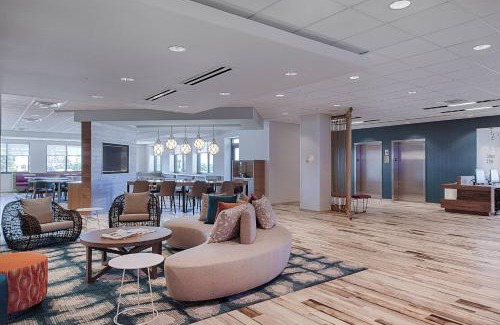 Bay Esplanade Hotel | Fairfield Inn & Suites by Marriott Clearwater Beach