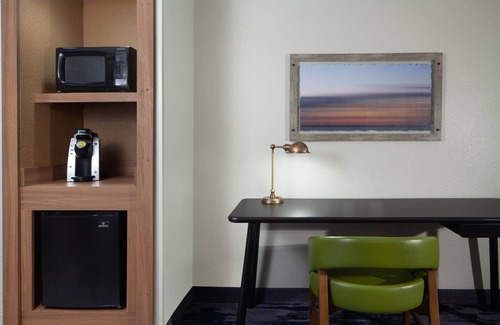 South Charleston Hotel | Fairfield Inn & Suites by Marriott Charleston