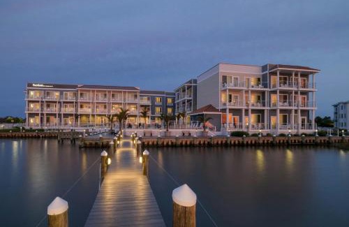 Chincoteague Hotel | Fairfield Inn & Suites by Marriott Chincoteague Island Waterfront